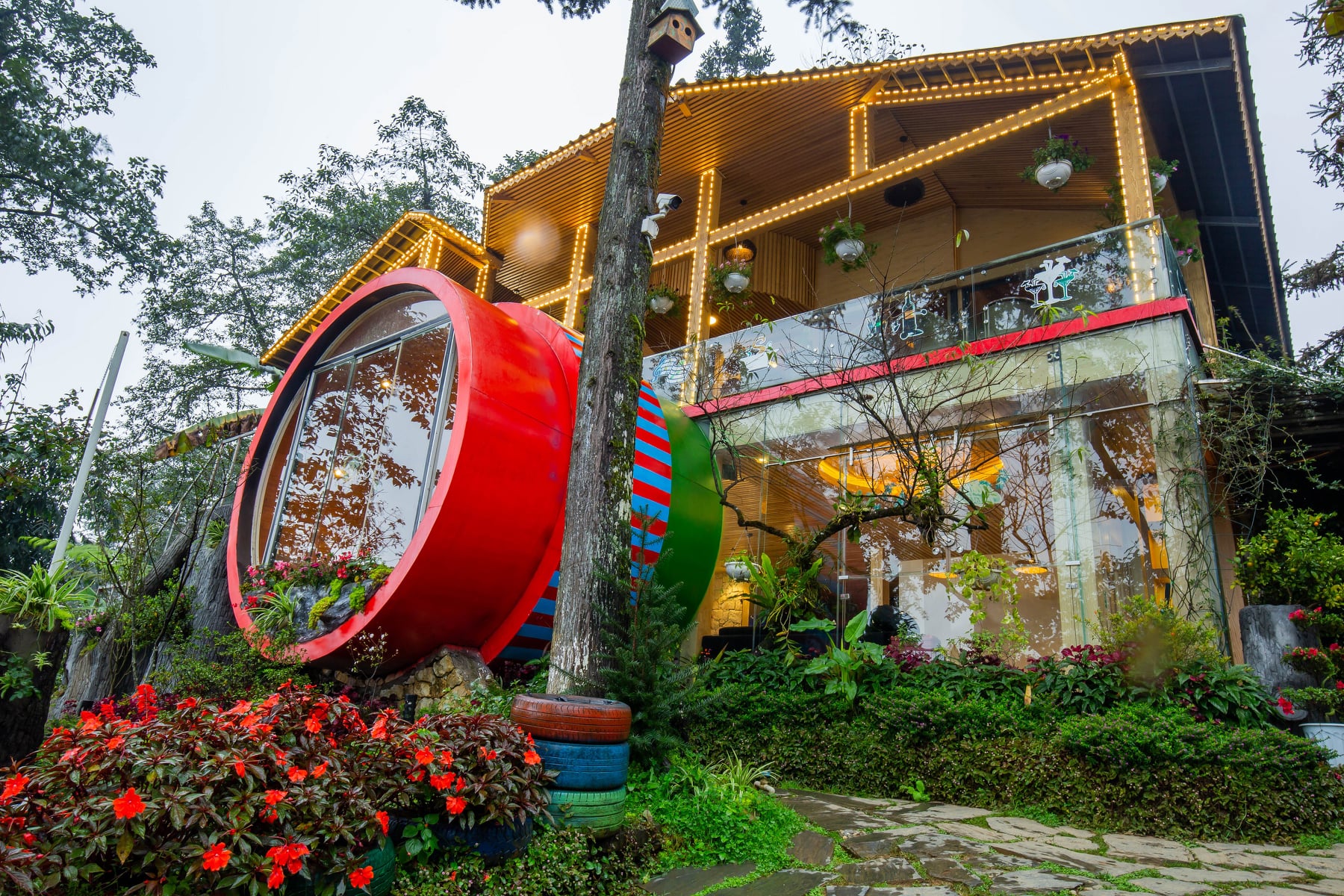 Phòng ống tròn tại Tubotel Sapa
